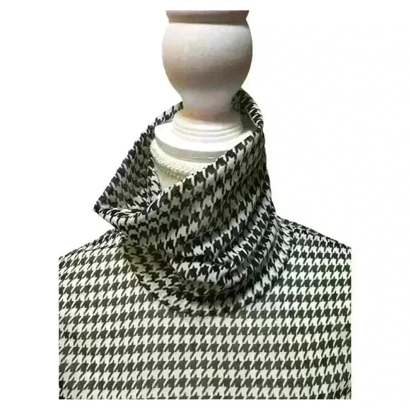White House Black Market Sheer Houndstooth Turtleneck Top Size XS - Picture 3 of 7